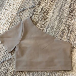 One shoulder, Alo cropped top, size M NEVER WORN
